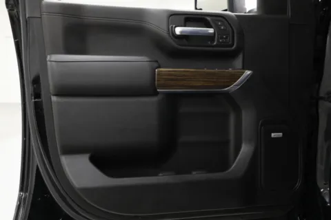 Photos of 2022 Chevrolet Silverado 3500HD High Country for sale in Clinton, MO at Jim Falk Motors