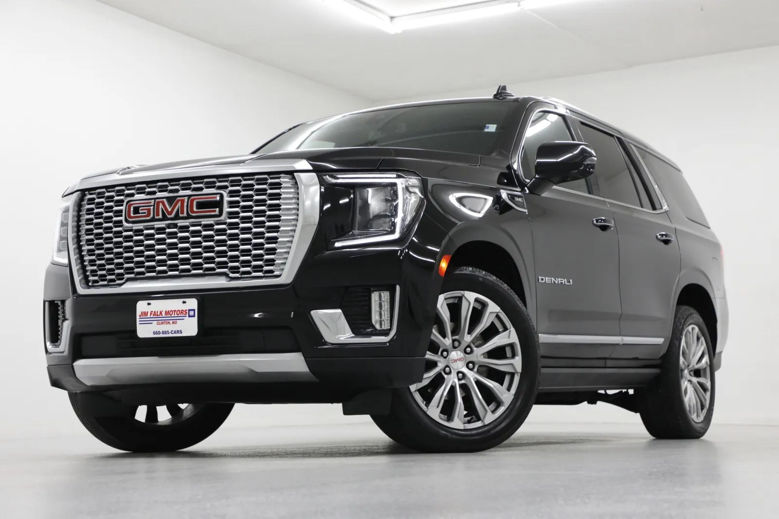 Black 2022 GMC Yukon Denali for sale in Clinton, MO