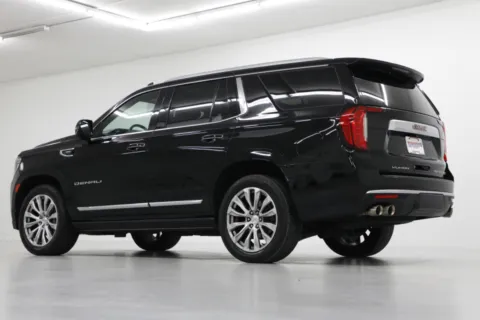 More photos of 2022 GMC Yukon Denali at Jim Falk Motors, MO