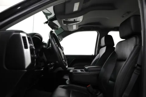 More photos of 2017 Chevrolet Silverado 1500 LT at Jim Falk Motors, MO