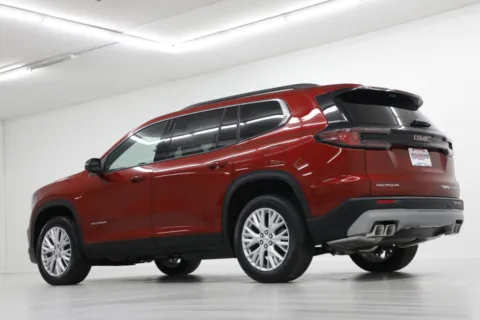 More photos of 2026 GMC Acadia FWD Elevation at Jim Falk Motors, MO