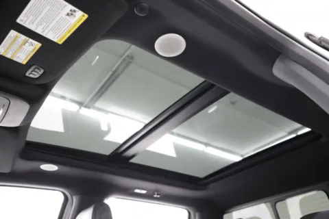 More photos of 2021 Ford F-150 Platinum at Jim Falk Motors, MO