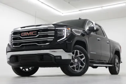 Black 2026 GMC Sierra 1500 SLT for sale in Clinton, MO