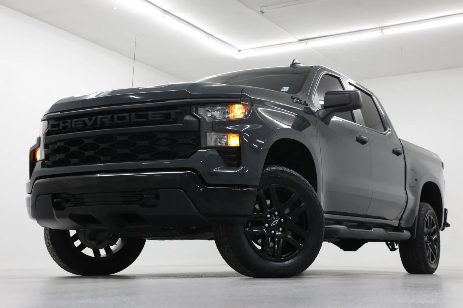 Gray 2025 Chevrolet Silverado 1500 Custom Trail Boss for sale in Clinton, MO