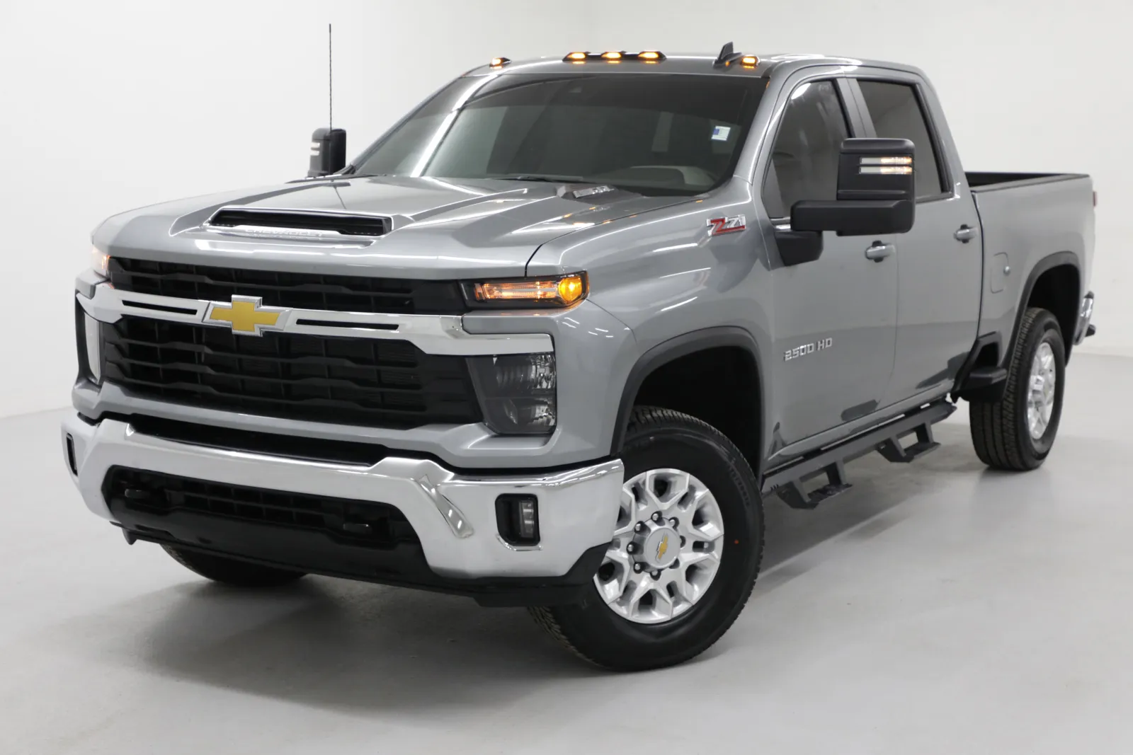 Gray 2025 Chevrolet Silverado 2500HD LT for sale in Clinton, MO