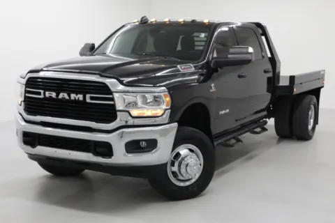 More photos of 2020 Ram 3500 DRW Big Horn at Jim Falk Motors, MO