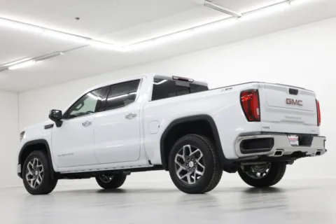 More photos of 2026 GMC Sierra 1500 SLT at Jim Falk Motors, MO