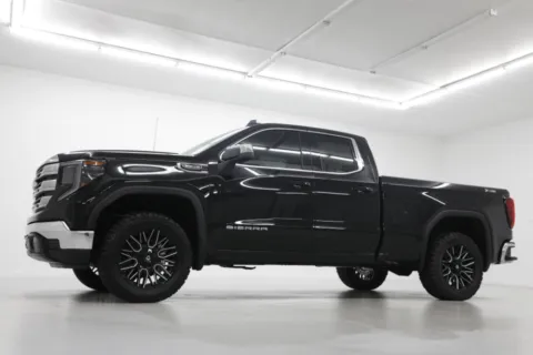Photos of 2026 GMC Sierra 1500 SLE for sale in Clinton, MO at Jim Falk Motors