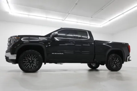 Photos of 2026 GMC Sierra 1500 SLE for sale in Clinton, MO at Jim Falk Motors