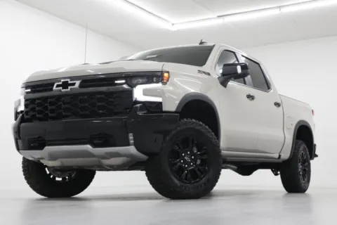 White 2026 Chevrolet Silverado 1500 ZR2 for sale in Clinton, MO
