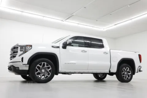 Photos of 2026 GMC Sierra 1500 SLT for sale in Clinton, MO at Jim Falk Motors