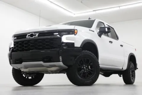 White 2026 Chevrolet Silverado 1500 ZR2 for sale in Clinton, MO