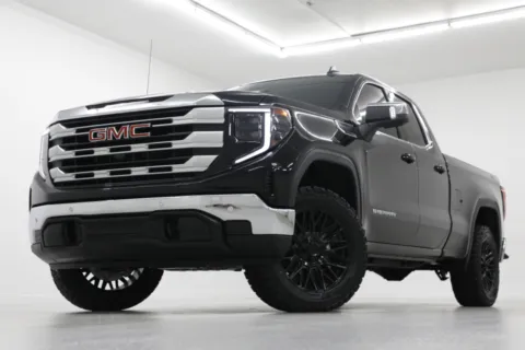 Black 2026 GMC Sierra 1500 SLE for sale in Clinton, MO