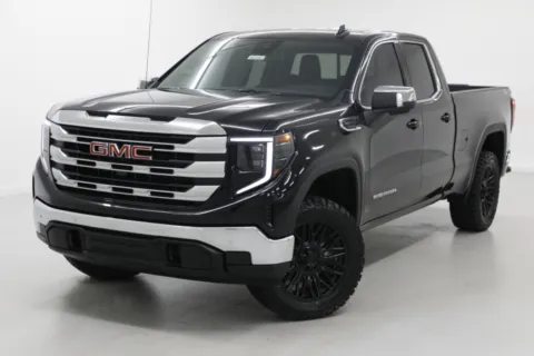 More photos of 2026 GMC Sierra 1500 SLE at Jim Falk Motors, MO