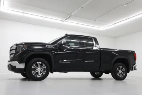 Photos of 2026 GMC Sierra 1500 SLE for sale in Clinton, MO at Jim Falk Motors