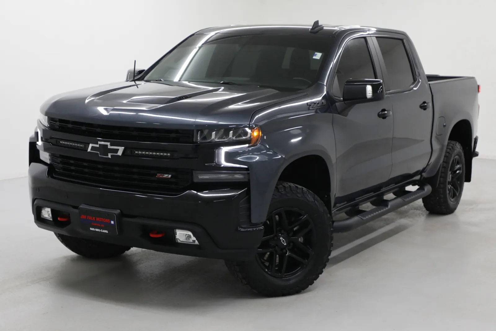 Gray 2020 Chevrolet Silverado 1500 LT Trail Boss for sale in Clinton, MO