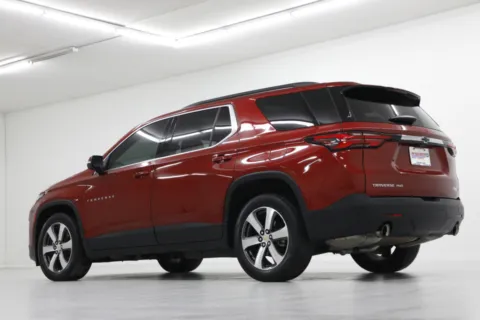 More photos of 2023 Chevrolet Traverse LT Leather at Jim Falk Motors, MO