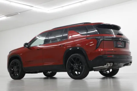 More photos of 2026 Chevrolet Traverse AWD RS at Jim Falk Motors, MO