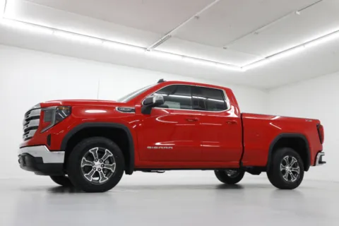 Photos of 2026 GMC Sierra 1500 SLE for sale in Clinton, MO at Jim Falk Motors