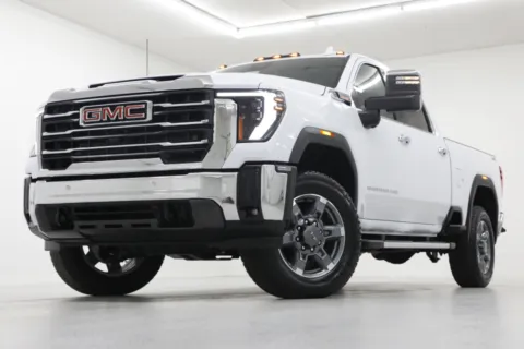 White 2026 GMC Sierra 2500HD SLT for sale in Clinton, MO