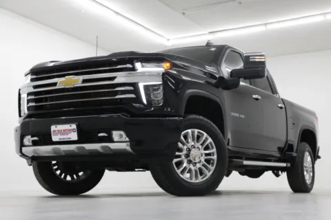 Black 2022 Chevrolet Silverado 3500HD High Country for sale in Clinton, MO