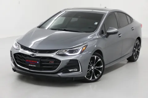 More photos of 2019 Chevrolet Cruze Premier at Jim Falk Motors, MO