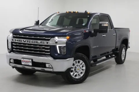 More photos of 2020 Chevrolet Silverado 2500HD LTZ at Jim Falk Motors, MO