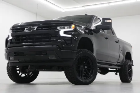 Black 2026 Chevrolet Silverado 1500 RST for sale in Clinton, MO