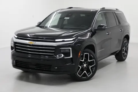 More photos of 2026 Chevrolet Traverse AWD High Country at Jim Falk Motors, MO