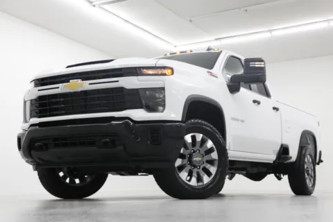 White 2026 Chevrolet Silverado 2500HD Custom for sale in Clinton, MO