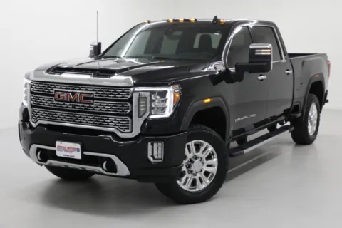 More photos of 2020 GMC Sierra 2500HD Denali at Jim Falk Motors, MO