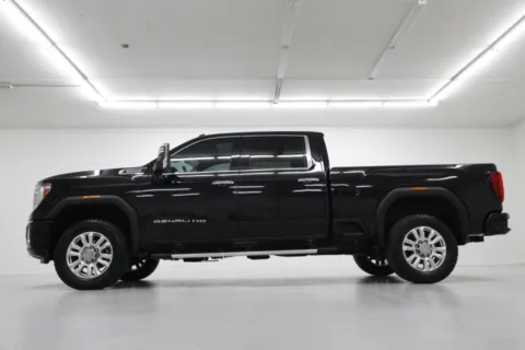 Another view of 2020 GMC Sierra 2500HD Denali for sale in Clinton, MO at Jim Falk Motors
