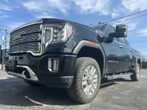 Black 2020 GMC Sierra 2500HD Denali for sale in Clinton, MO