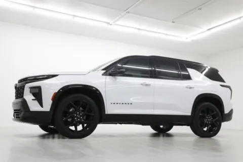 Photos of 2026 Chevrolet Traverse RS for sale in Clinton, MO at Jim Falk Motors