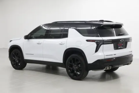 More photos of 2026 Chevrolet Traverse RS at Jim Falk Motors, MO