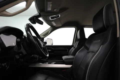 More photos of 2022 Ram 2500 Laramie at Jim Falk Motors, MO