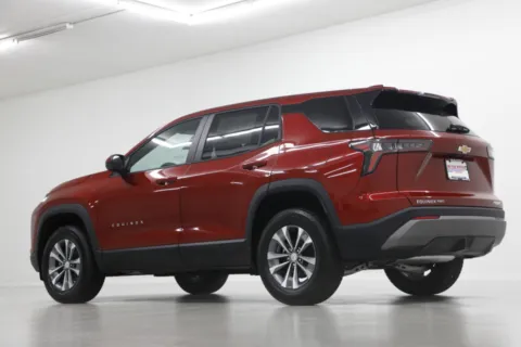 More photos of 2026 Chevrolet Equinox AWD LT at Jim Falk Motors, MO