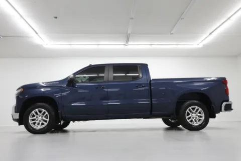 Another view of 2019 Chevrolet Silverado 1500 LT for sale in Clinton, MO at Jim Falk Motors