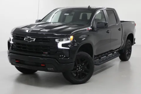 More photos of 2026 Chevrolet Silverado 1500 LT Trail Boss at Jim Falk Motors, MO
