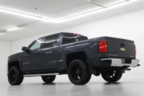 More photos of 2018 Chevrolet Silverado 1500 LT at Jim Falk Motors, MO