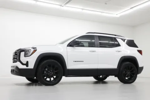 Photos of 2026 GMC Terrain FWD Elevation for sale in Clinton, MO at Jim Falk Motors