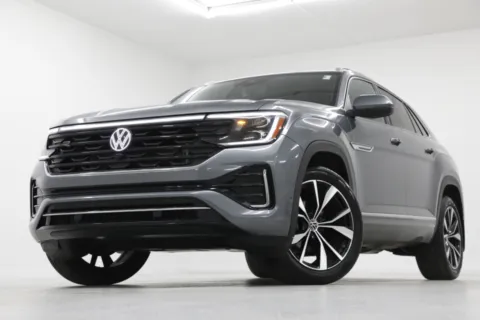 Gray 2024 Volkswagen Atlas Cross Sport 2.0T SEL Premium R-Line for sale in Clinton, MO