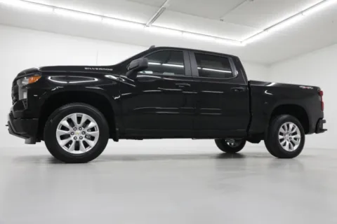 Photos of 2026 Chevrolet Silverado 1500 Custom for sale in Clinton, MO at Jim Falk Motors