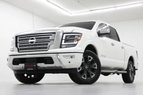 White 2021 Nissan Titan Platinum Reserve for sale in Clinton, MO