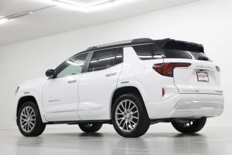 More photos of 2026 GMC Terrain AWD Denali at Jim Falk Motors, MO