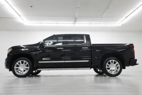 Another view of 2026 Chevrolet Silverado 1500 High Country for sale in Clinton, MO at Jim Falk Motors