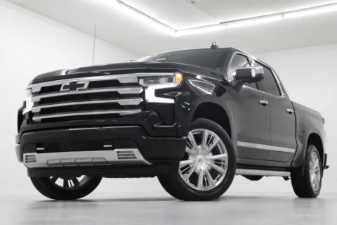 Black 2026 Chevrolet Silverado 1500 High Country for sale in Clinton, MO