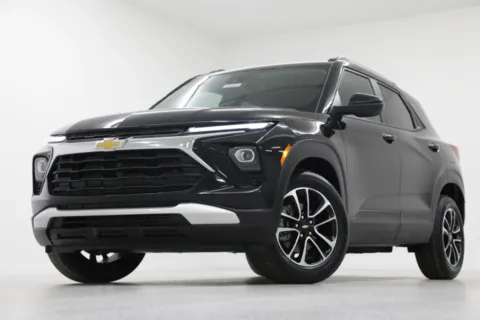 Black 2026 Chevrolet Trailblazer LT for sale in Clinton, MO