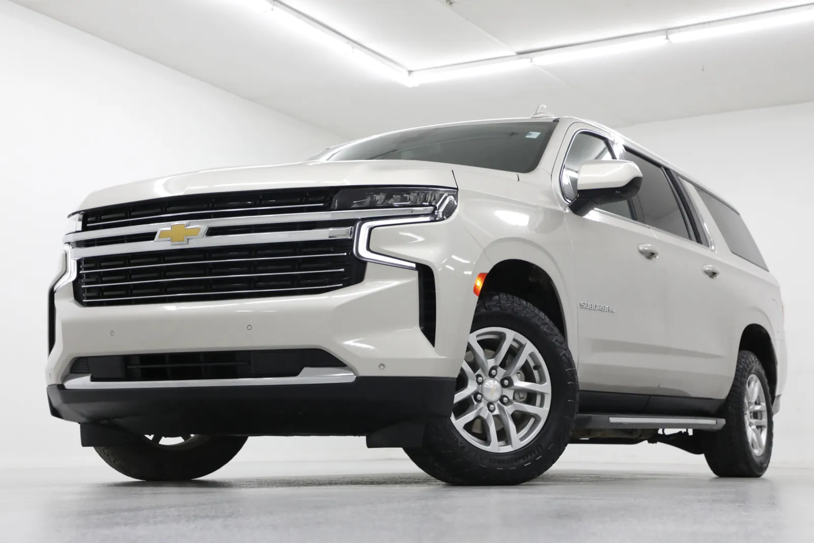2023 Chevrolet Suburban LT for sale in Clinton, MO