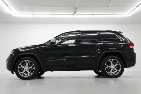 Photos of 2021 Jeep Grand Cherokee Limited for sale in Clinton, MO at Jim Falk Motors